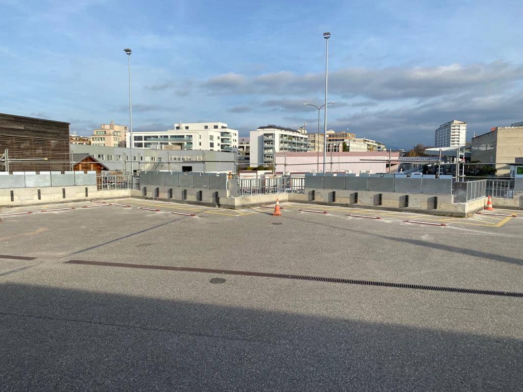 TECH GUARD SUPÉRIEUR à la déchetterie de la Praille en Suisse