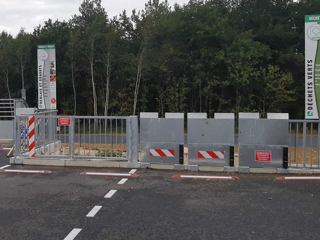 2019-TG-TLB-DURAS (3) TECH LOCK Battant | Bavettes rabattables TECH GUARD