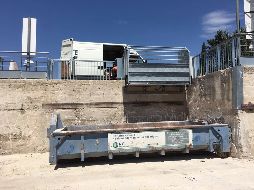 2020-TLC-TD-LAMBESC (4) TECH LOCK Battant | TECH DUMP (Gravats)