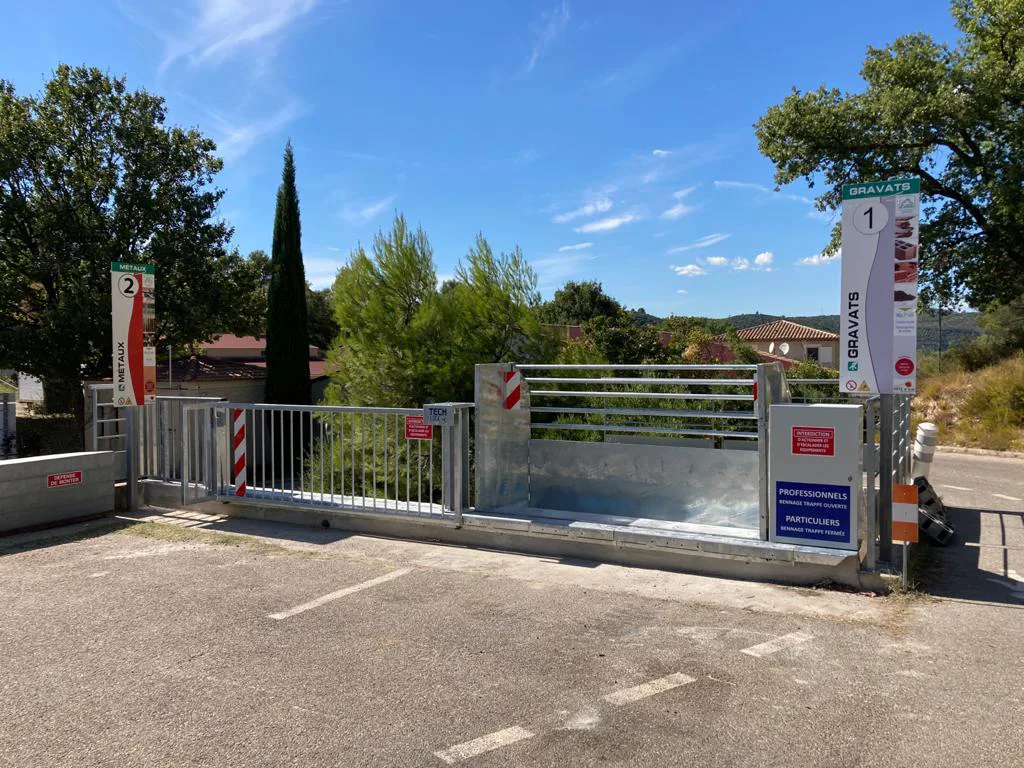 2020-TLC-TD-STPAUL (2) TECH LOCK Coulissant| TECH DUMP (Gravats)