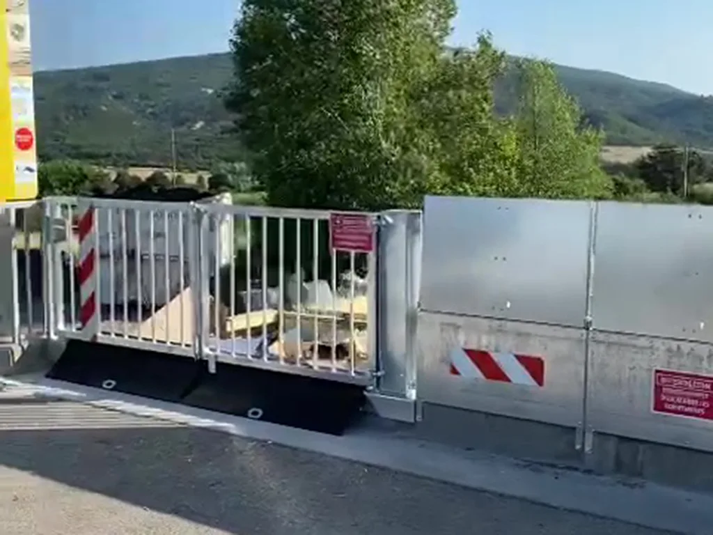 2021-TLB-BS-ST ETIENNE LES ORGUES TECH LOCK Battant | Bavette rabattable SECO