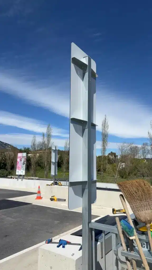 SEETECH - Structure arrière d'un panneau signalétique